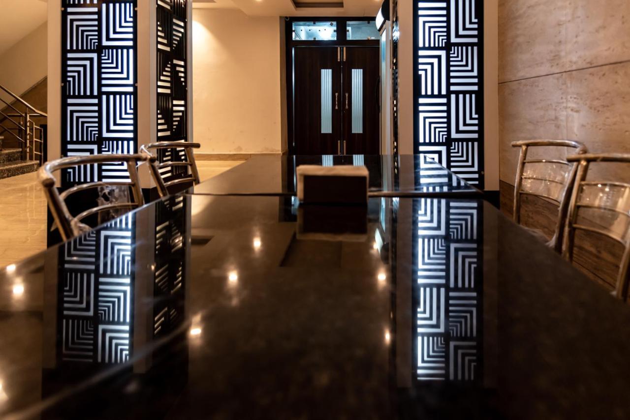 Hotel Arihant Palace , Katra 格德拉 外观 照片